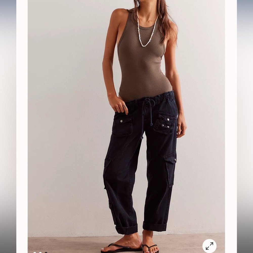 NWOT FREE PEOPLE Tahiti Herringbone Cargo Pants Color: Jet Black Size S